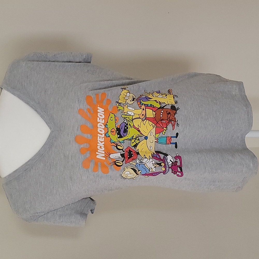Nickelodeon graphic t Large